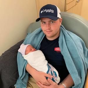 Meet your Posher, Dustin